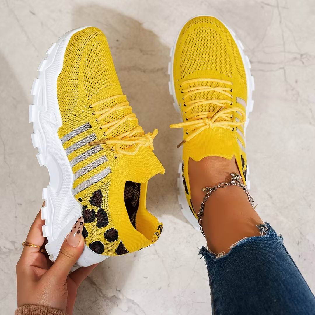 Women's Knit Textured Sneakers – Lace-Up Thick Sole Neighborhood Walks