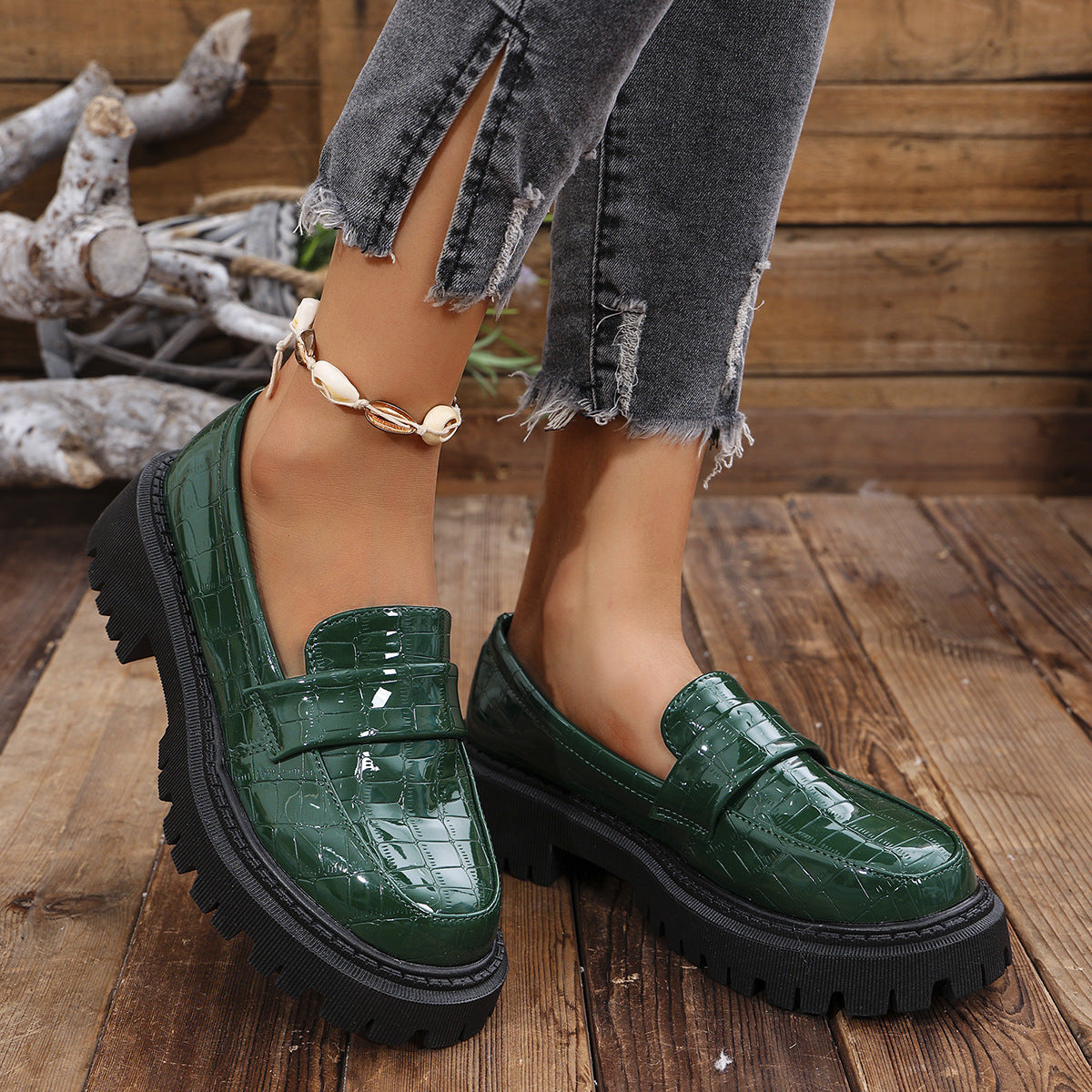 Women's Platform Croc Embossed Loafers – Vamp Strap Lug Sole Museum Afternoons