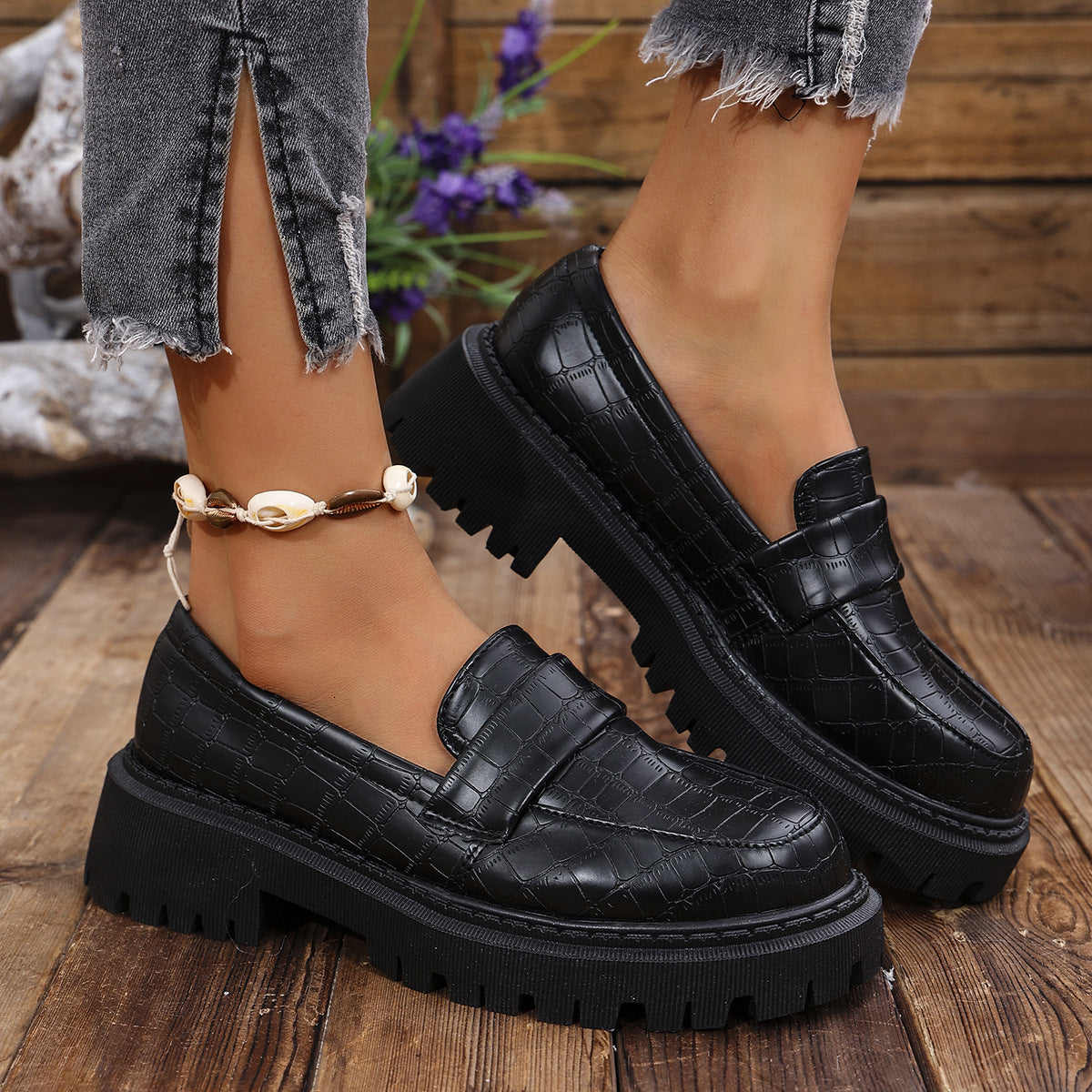 Women's Platform Croc Embossed Loafers – Vamp Strap Lug Sole Museum Afternoons