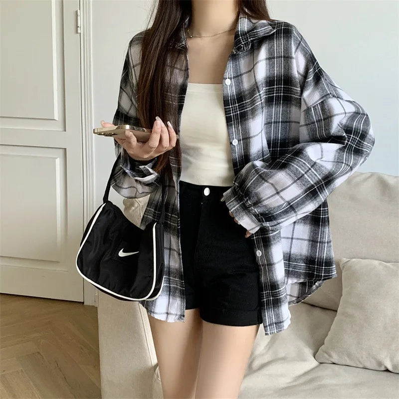 Women's Plaid Flannel Shirt – Button Front Gathered Cuffs Study Days