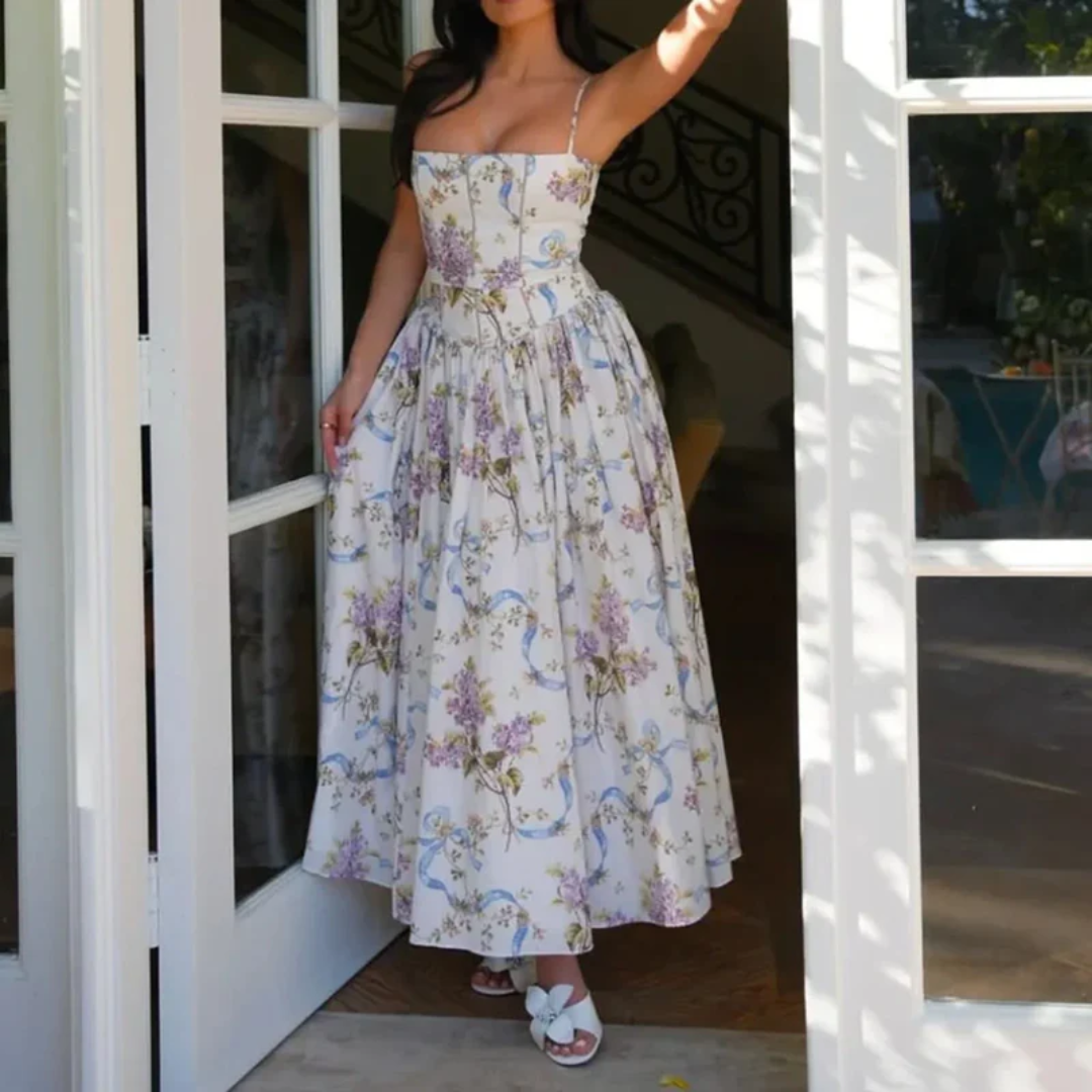 Spring Into Style: The Best Women's Outfits for Spring & Summer 2025