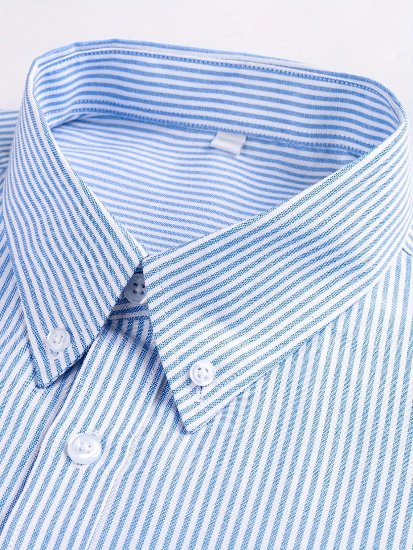 Men's Business Striped Button-Down Shirt – Long Sleeves Curved Hem Networking